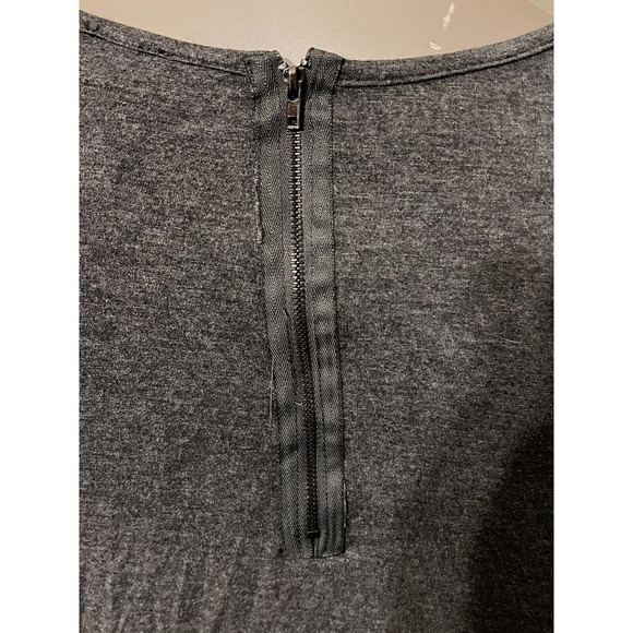 LA VANYA Womens Tunic Tank Top Size 3X Dk Gray Shark Bite Hem Embellished Neck - Picture 5 of 9